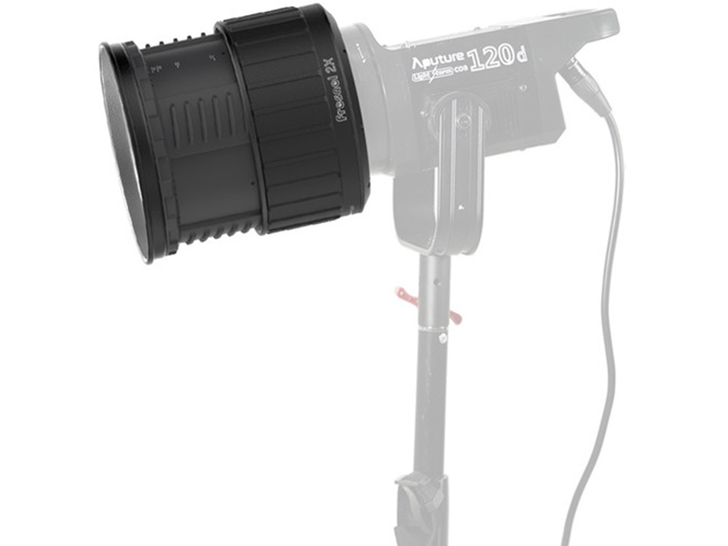 Aputure Fresnel 2x