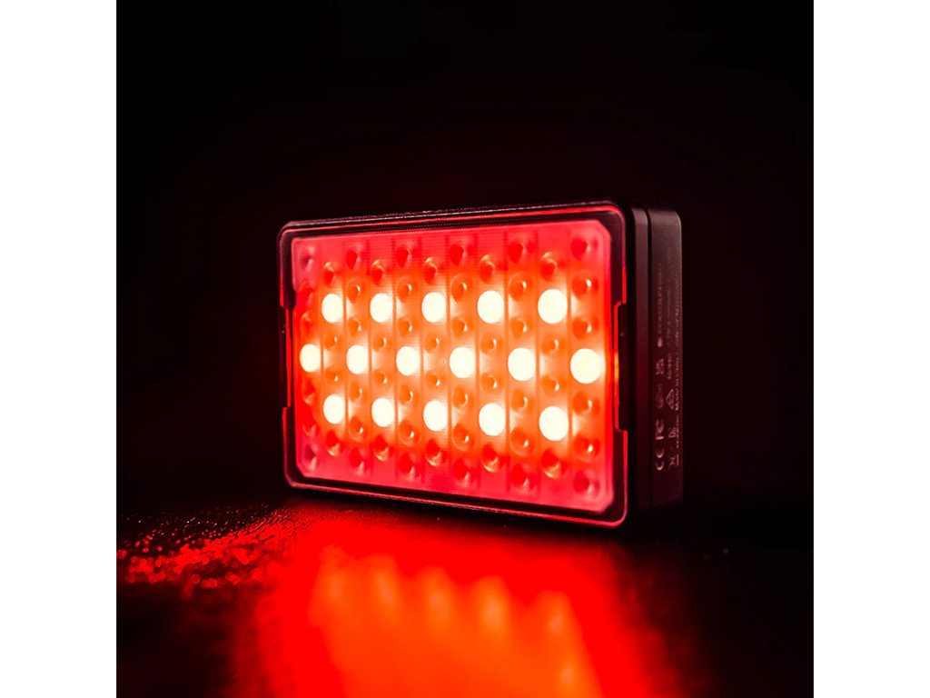 Aputure MC Pro RGBWW LED Mobil Işık