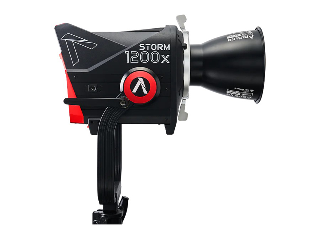 Aputure Storm 1200x LED Light
