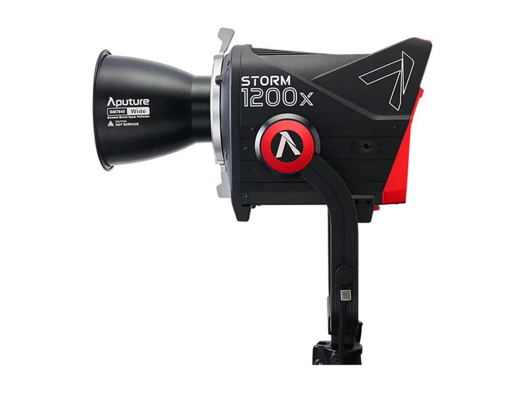 Aputure Storm 1200x LED Light