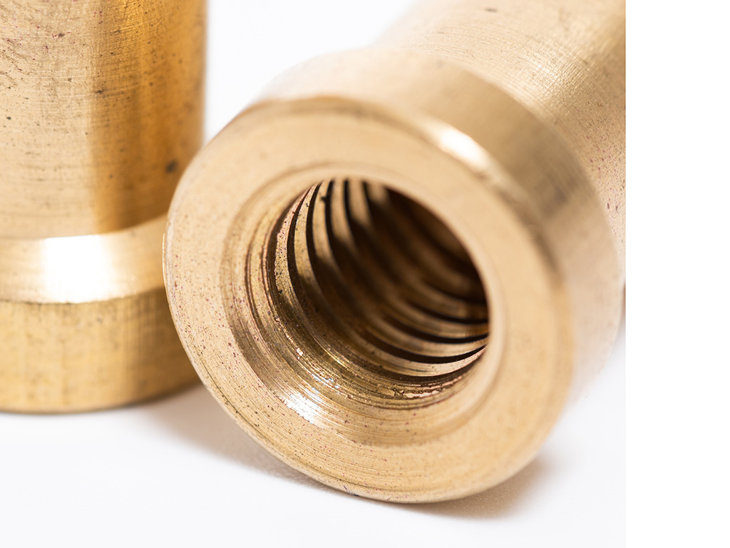 Arcury 1/4"-3/8" Brass Screw Adapter (SA-07)