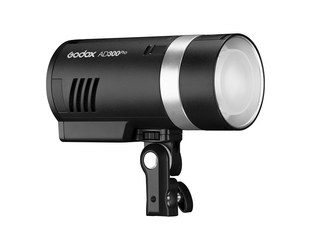 Godox AD300Pro Taşınabilir Paraflaş