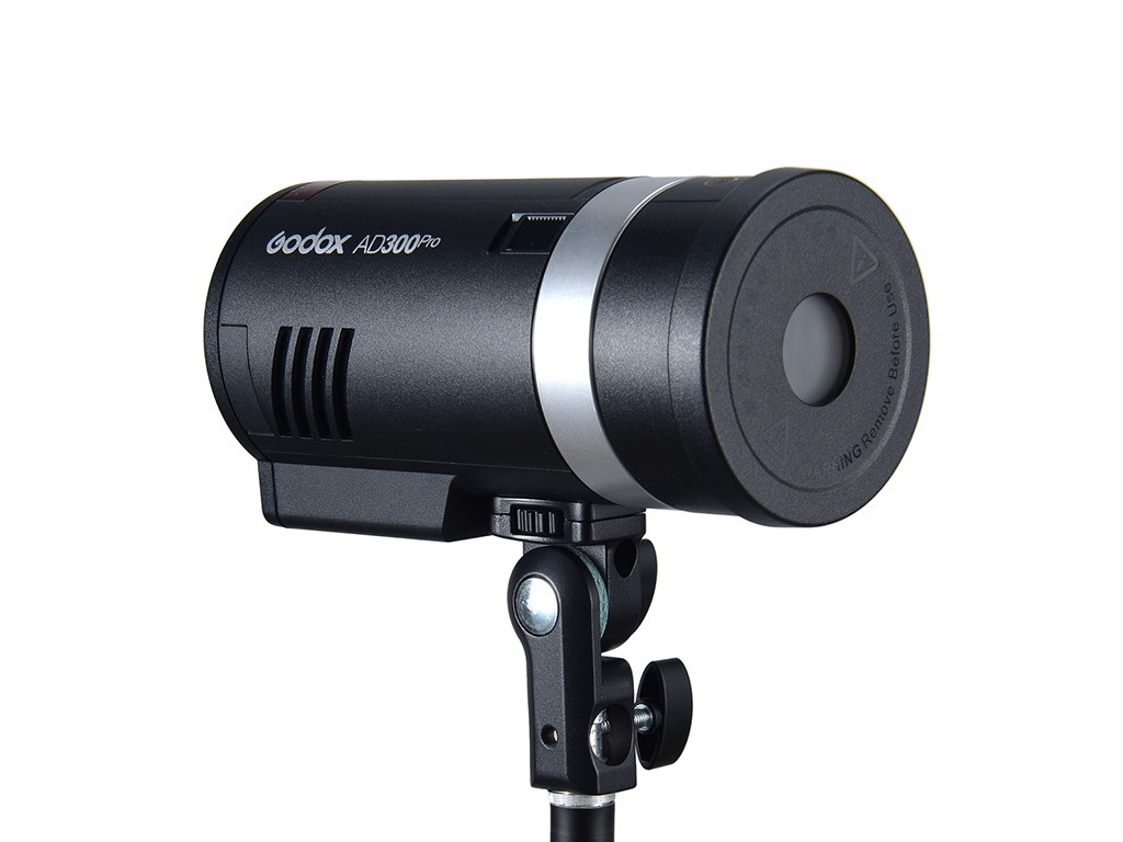 Godox AD300Pro Taşınabilir Paraflaş