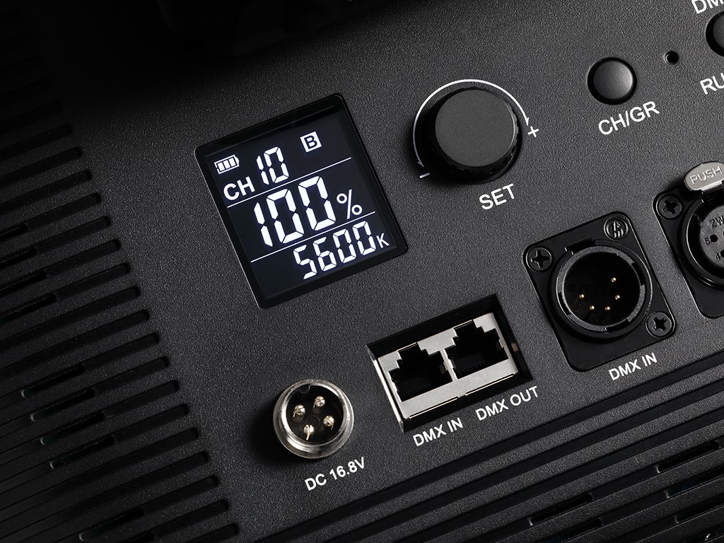 Godox LED1000D II Beyaz Video Işığı