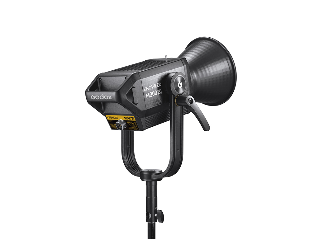 Godox M300Bi Bi-Color 300W LED Video Işığı