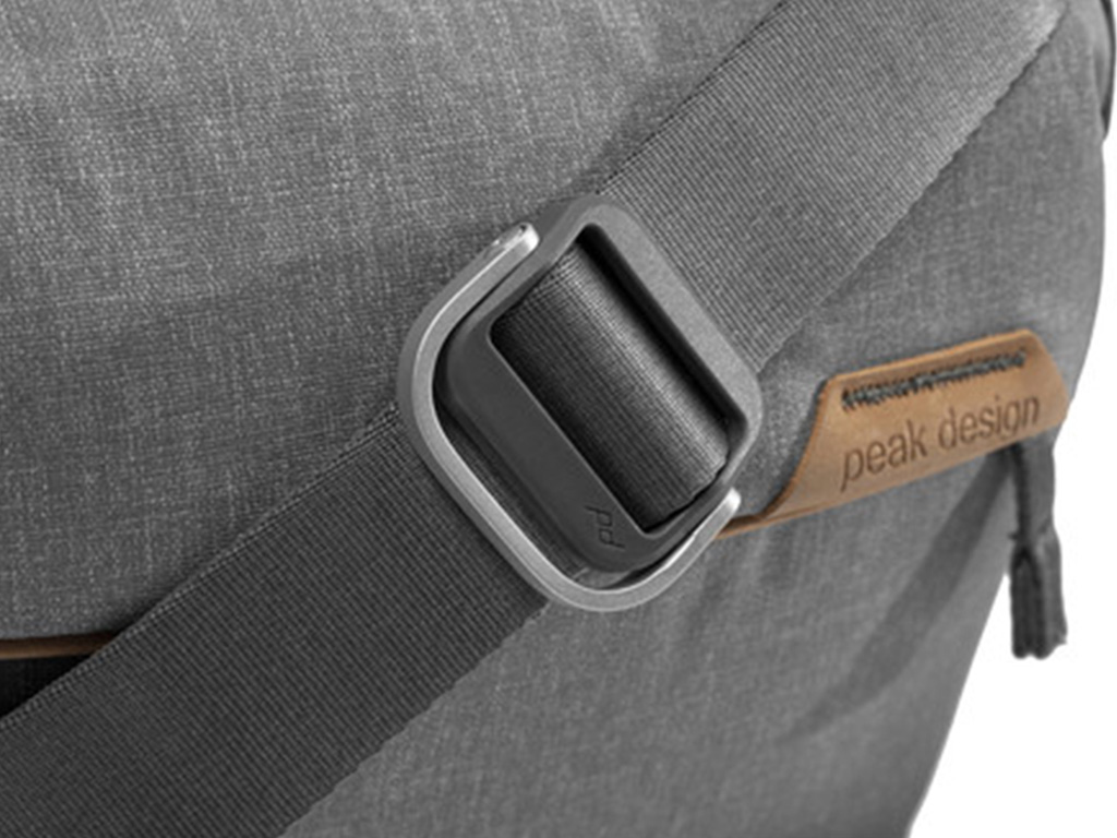 Peak Design Everyday Sling 3L Gri Çanta