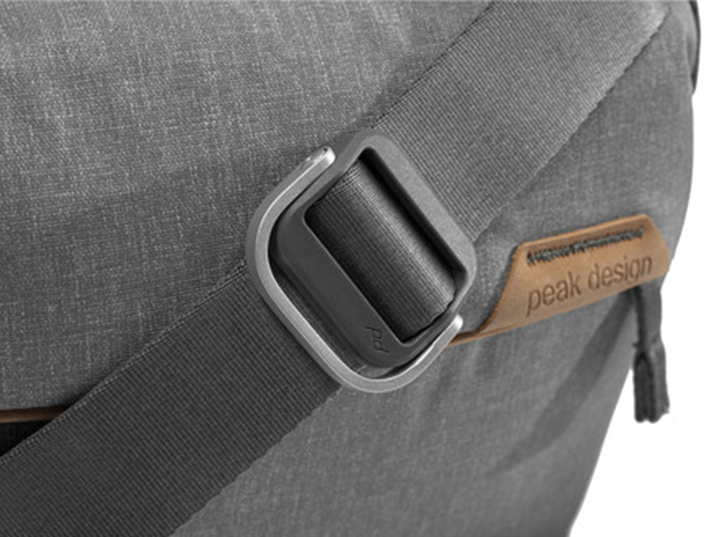 Peak Design Sling 10L Gri Çanta