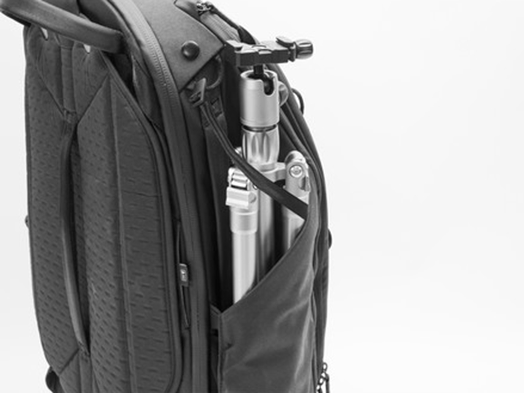 Peak Design 45L Siyah Seyahat Çantası