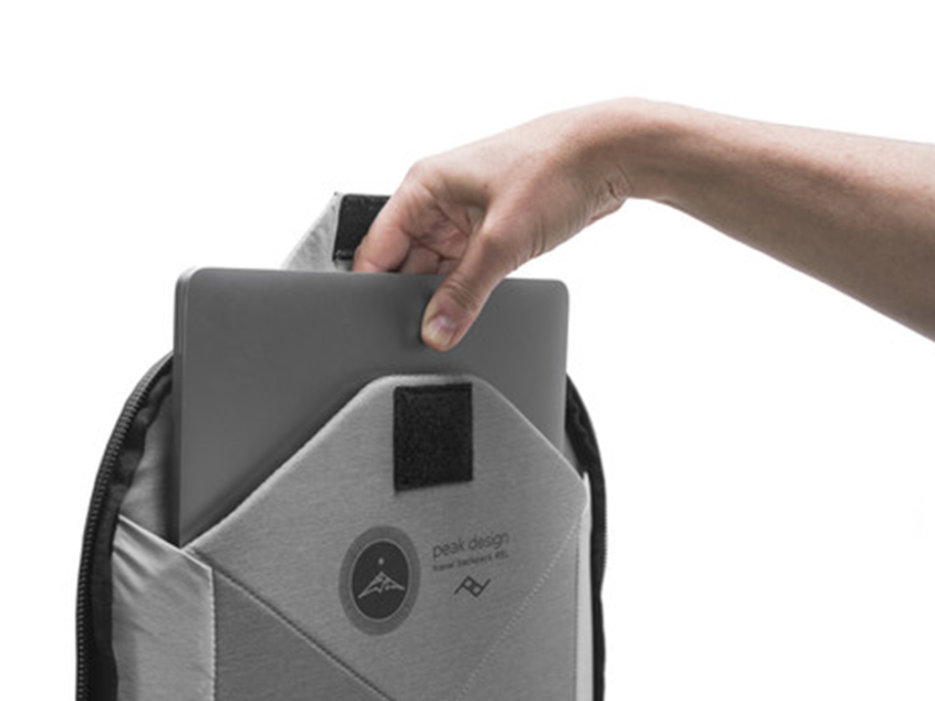Peak Design 45L Siyah Seyahat Çantası