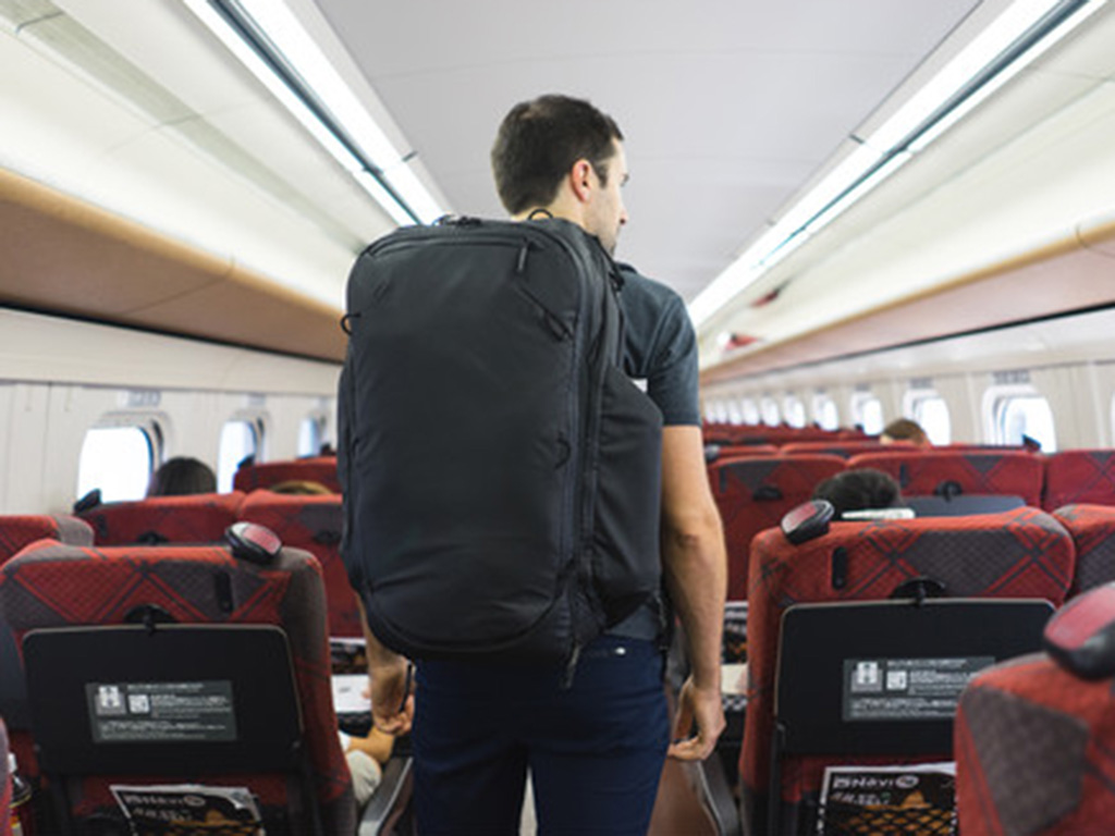 Peak Design 45L Siyah Seyahat Çantası