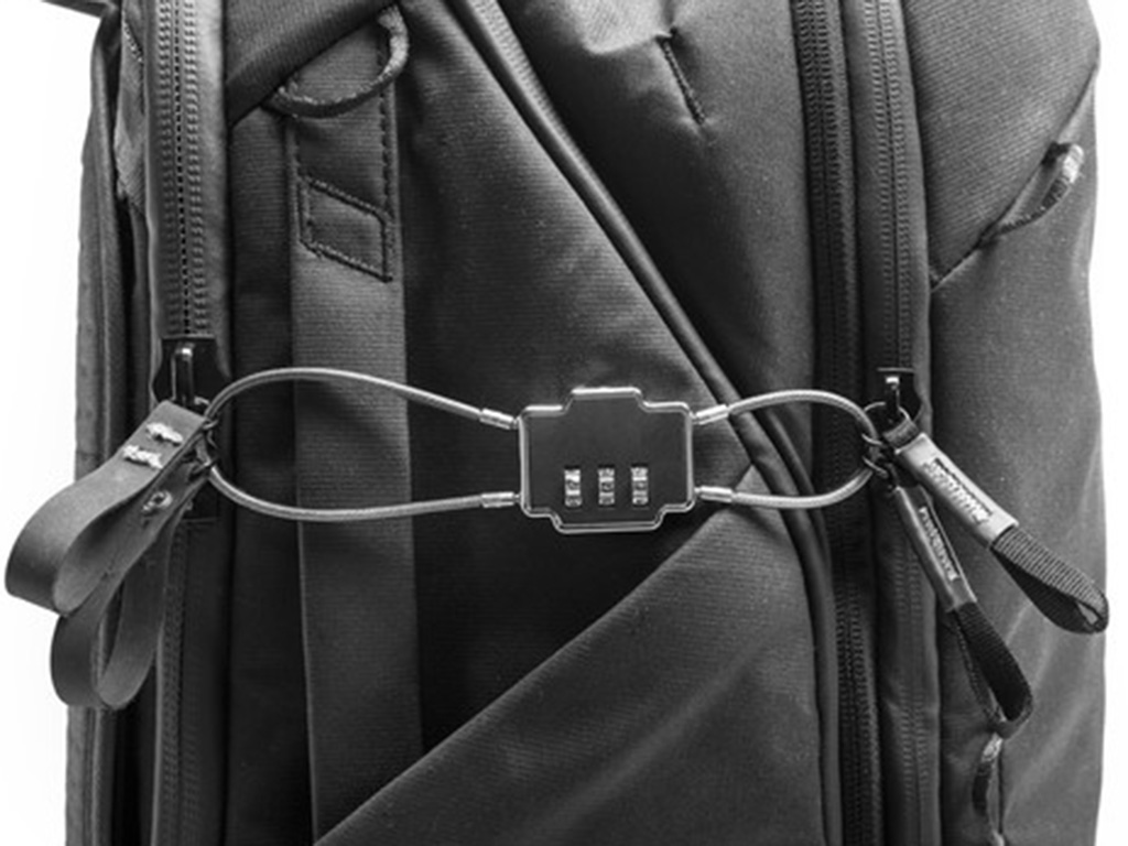 Peak Design 45L Siyah Seyahat Çantası