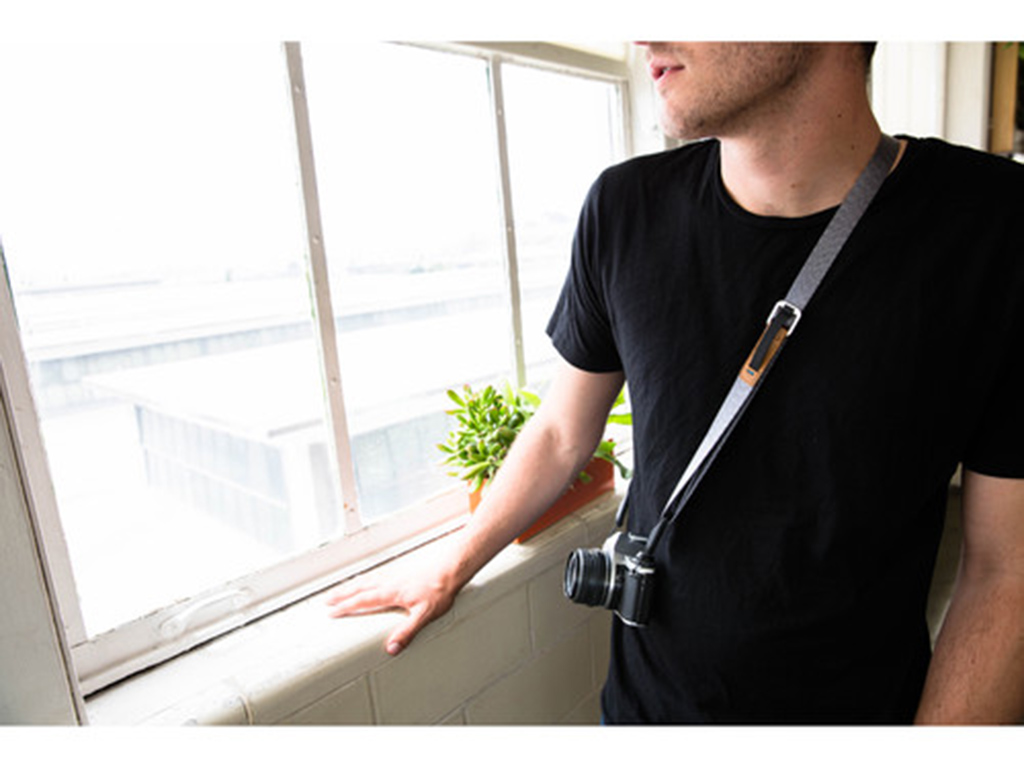 Peak Design Leash Gri Omuz Askısı