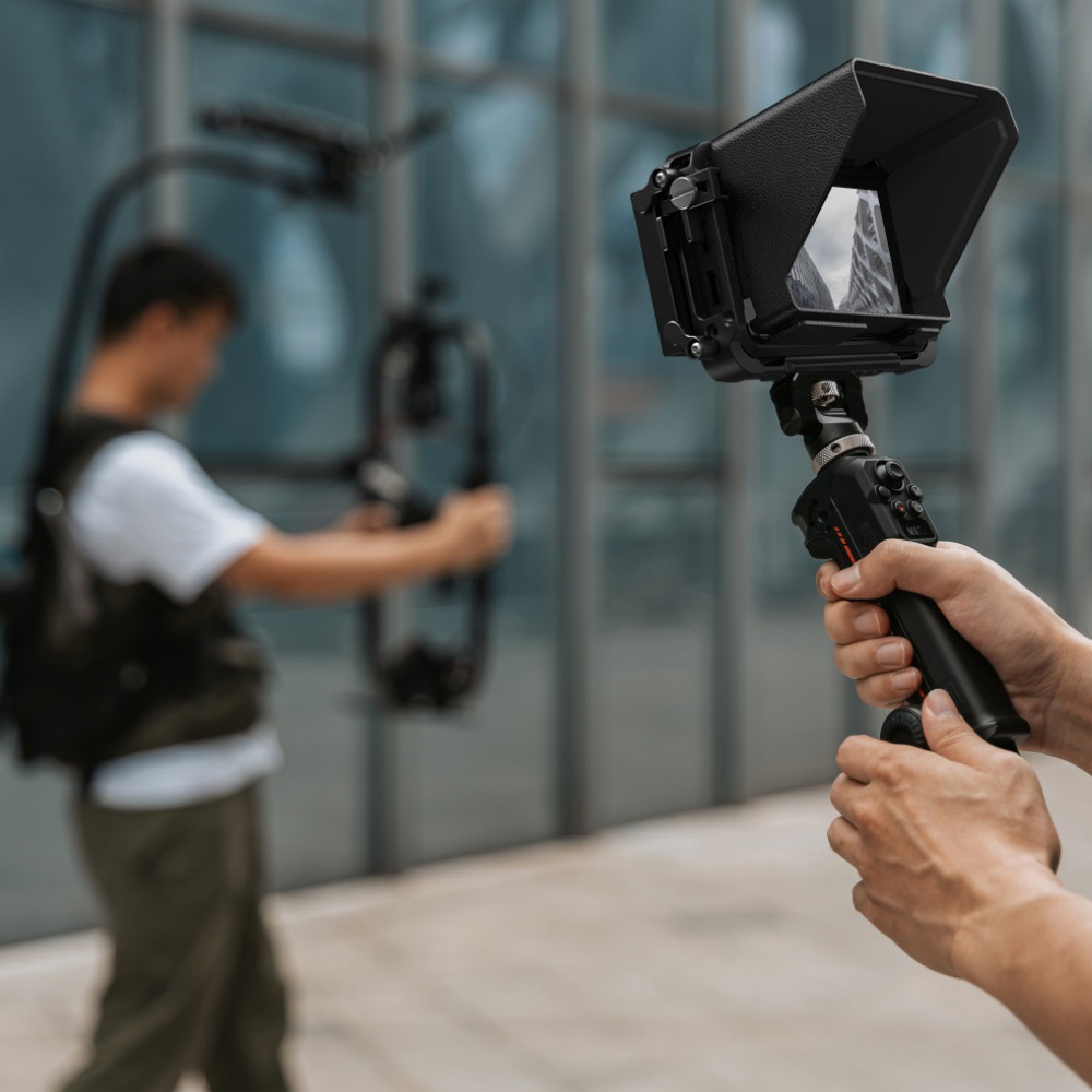 SmallRig 3949 DJI RS Serisi İçin Kablosuz Kontrol Tutacağı