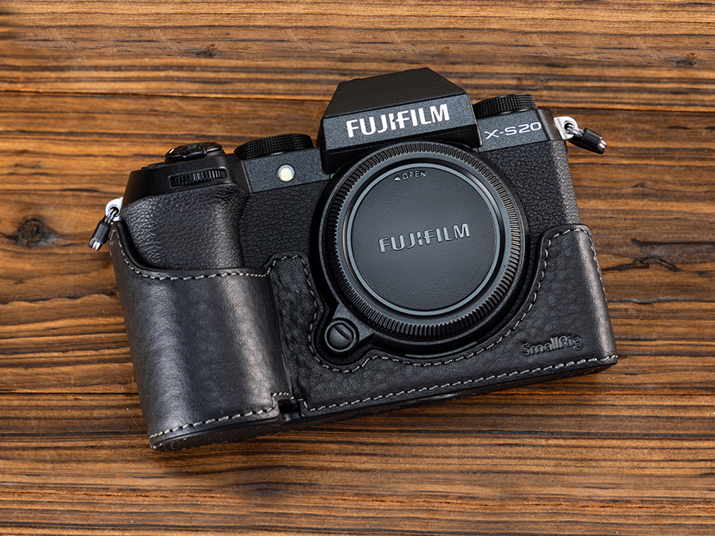 SmallRig 4232 Fujifilm X-S20 için Deri Kılıf