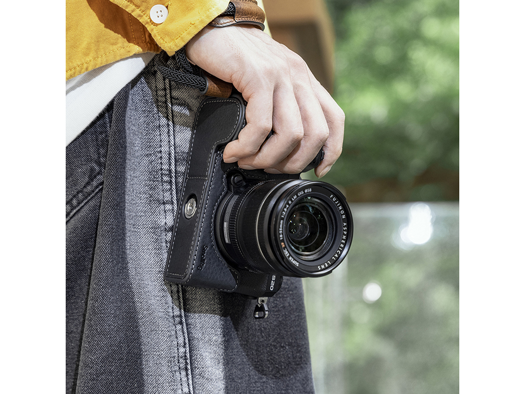SmallRig 4232 Fujifilm X-S20 için Deri Kılıf