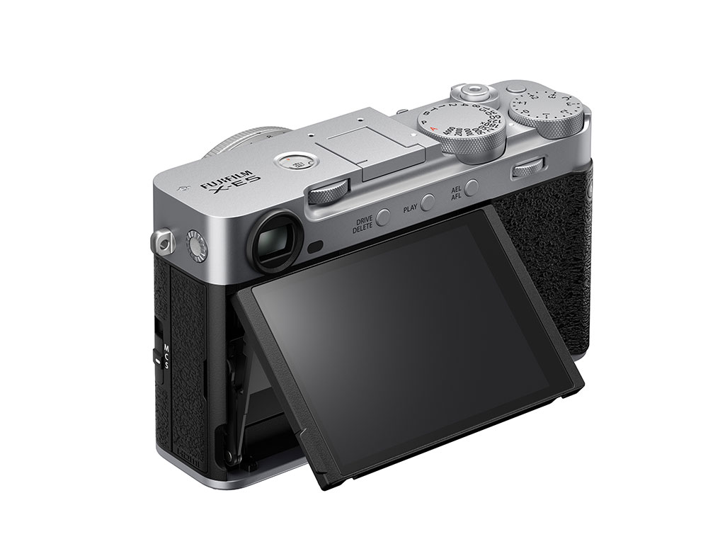 Fujifilm X-E5 Gümüş Gövde