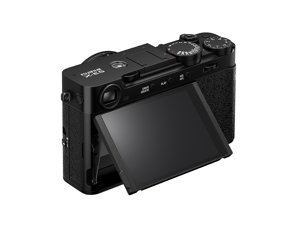 Fujifilm X-E5 Siyah + XF16-50mm Kit